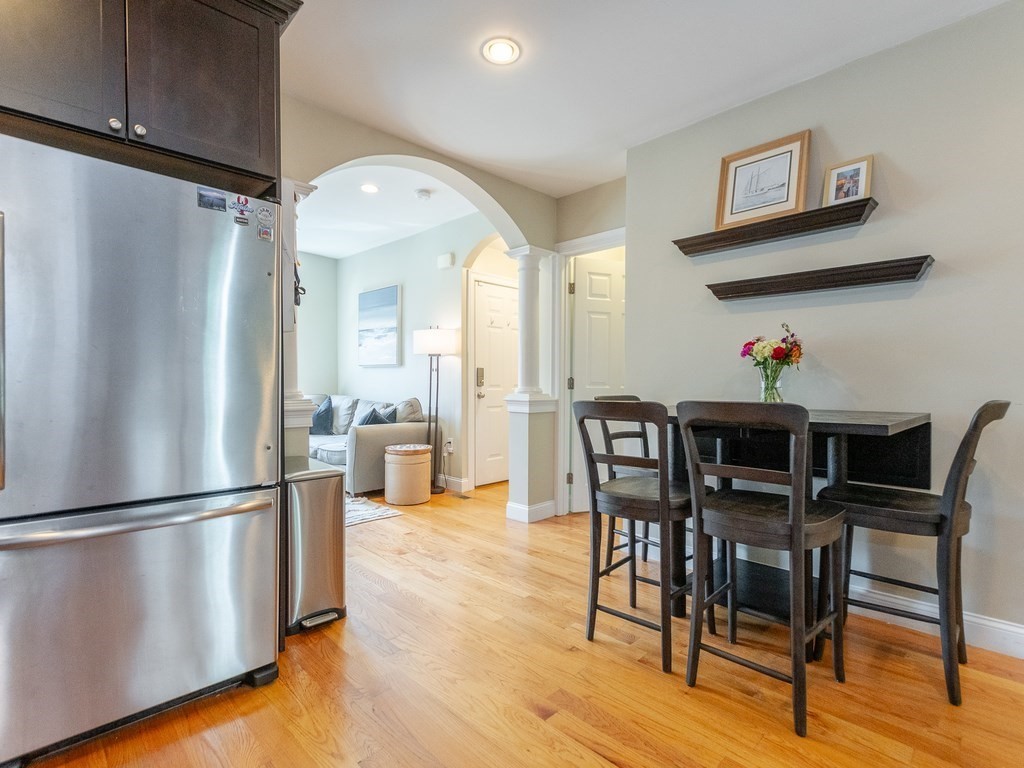 13 Russell St # 1