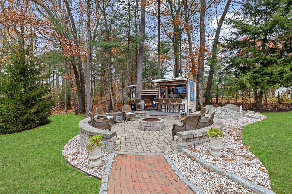 23 John Neil Dr