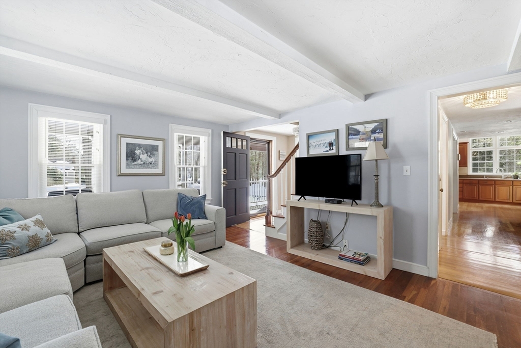 23 John Neil Dr