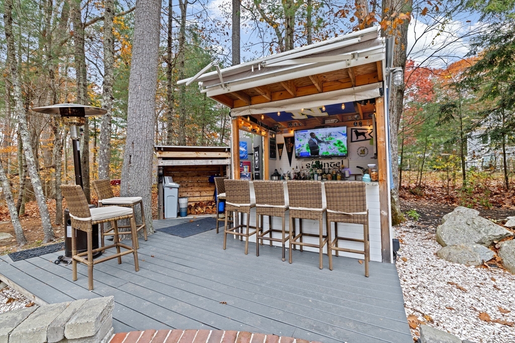 23 John Neil Dr