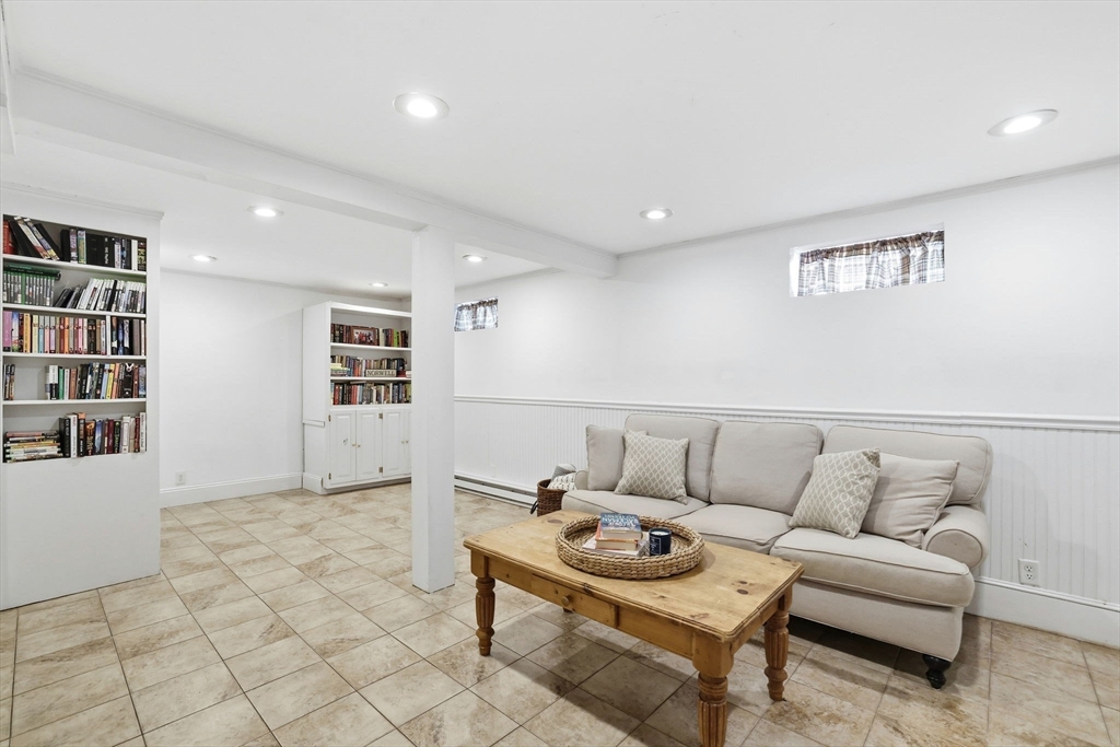 23 John Neil Dr