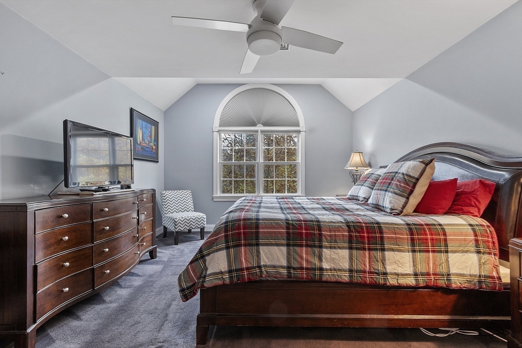 11 Sholan Circle