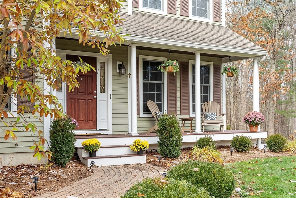 11 Sholan Circle