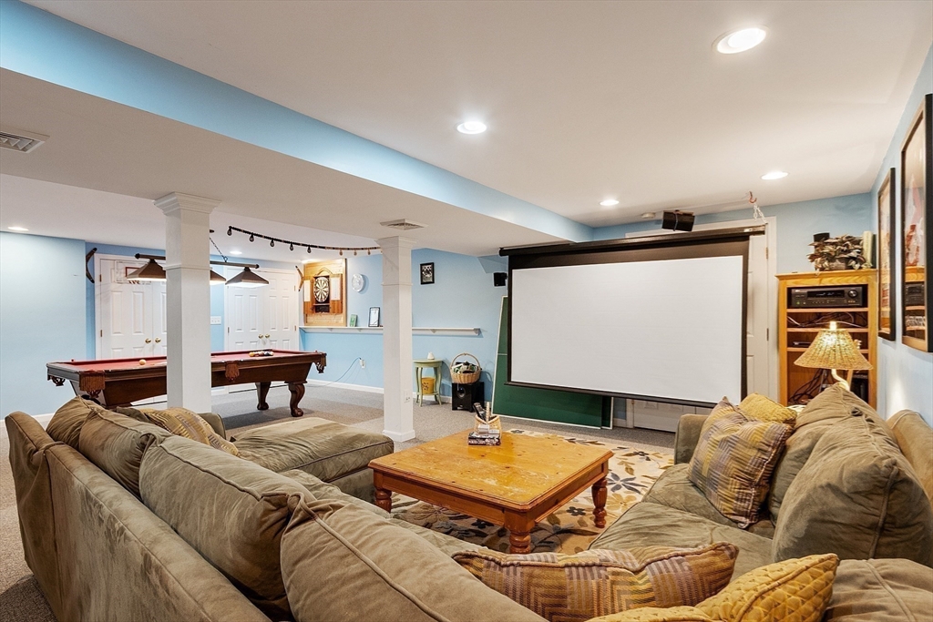 11 Sholan Circle