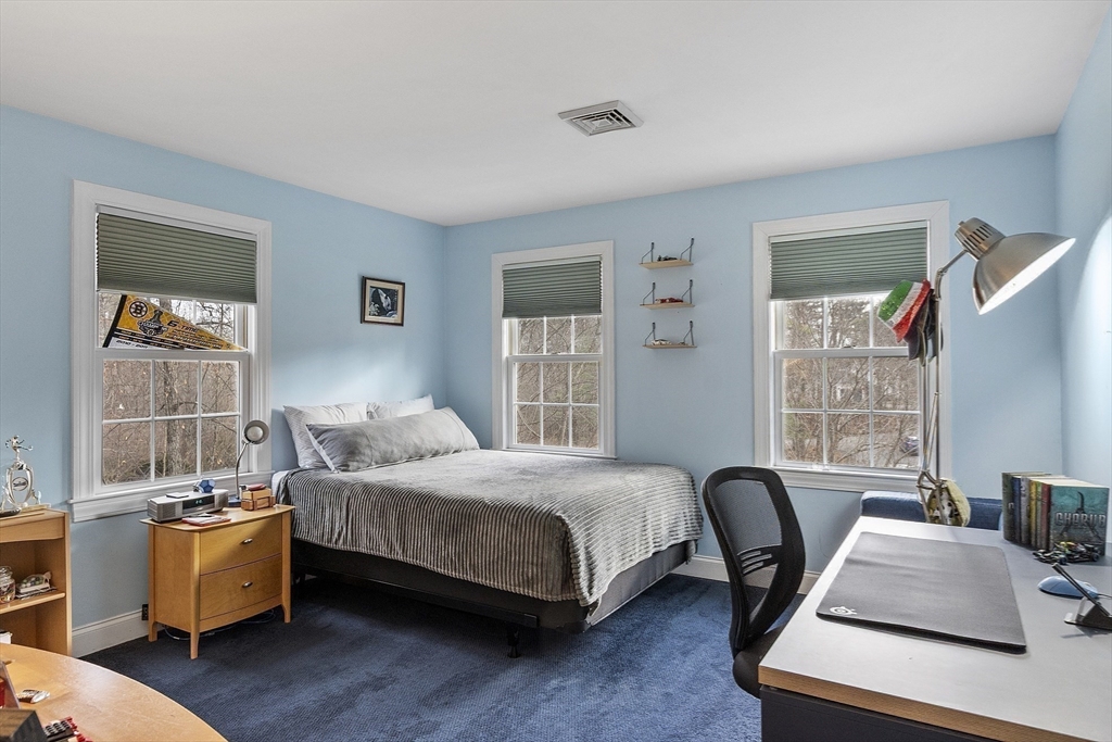 11 Sholan Circle