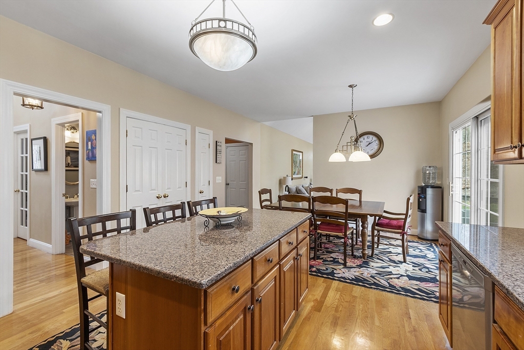 11 Sholan Circle