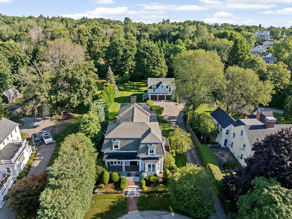 84 Elm St
