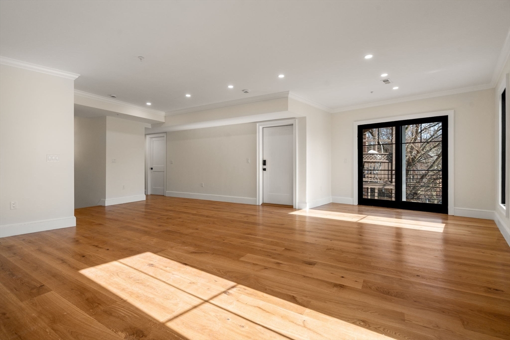 34 Vinton Street # 1