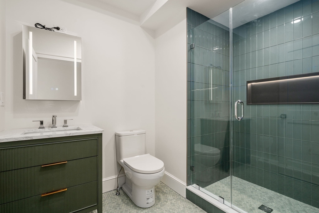 34 Vinton Street # 1