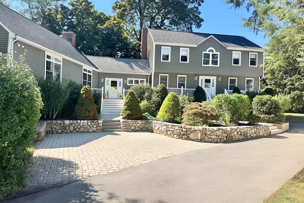 2 Langlee Rd