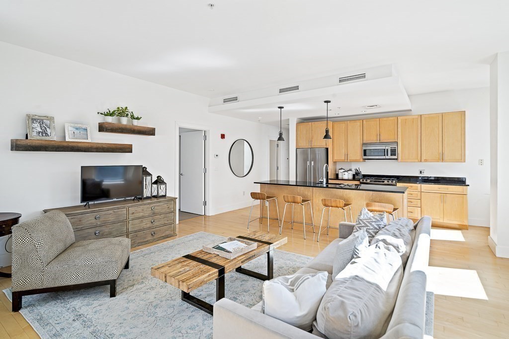 70 Lincoln St # L412