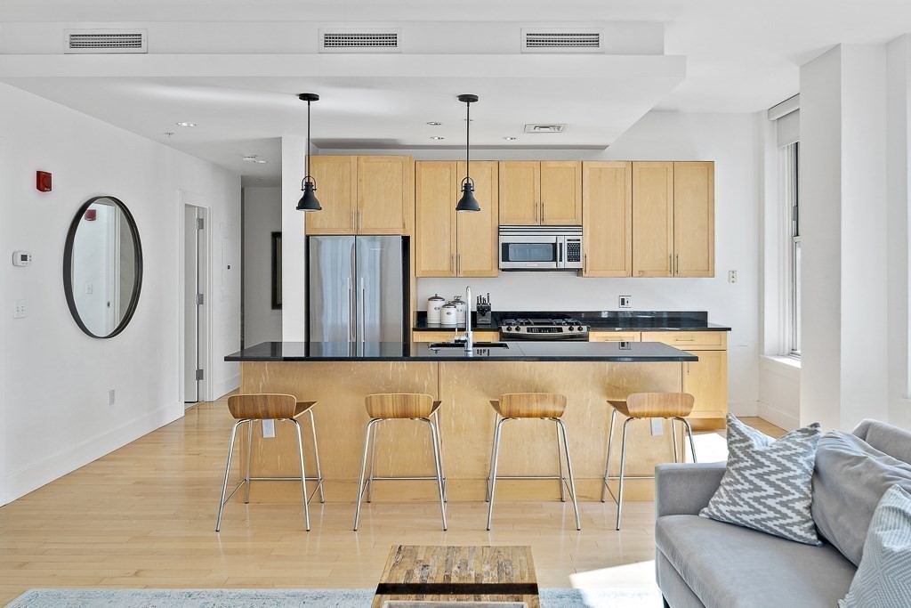 70 Lincoln St # L412