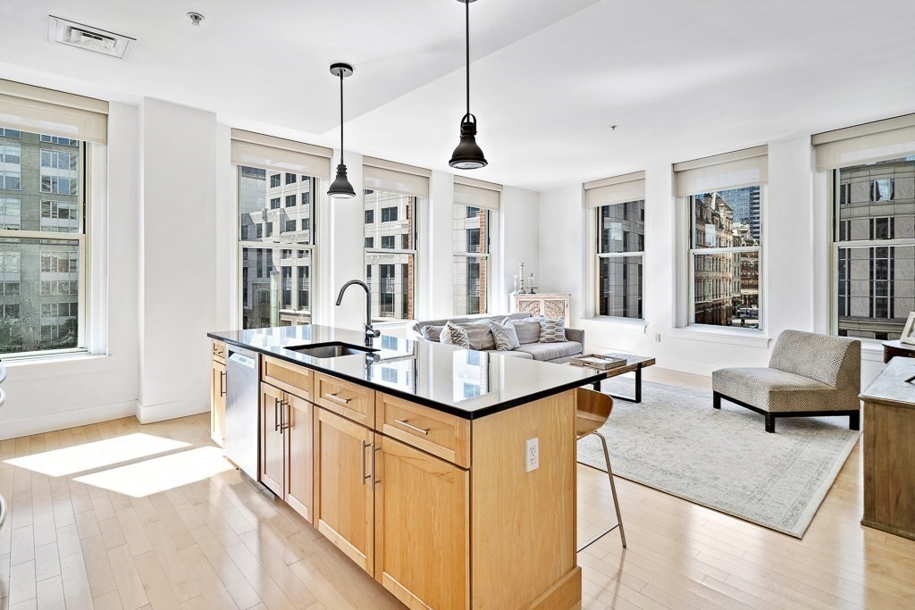 70 Lincoln St # L412