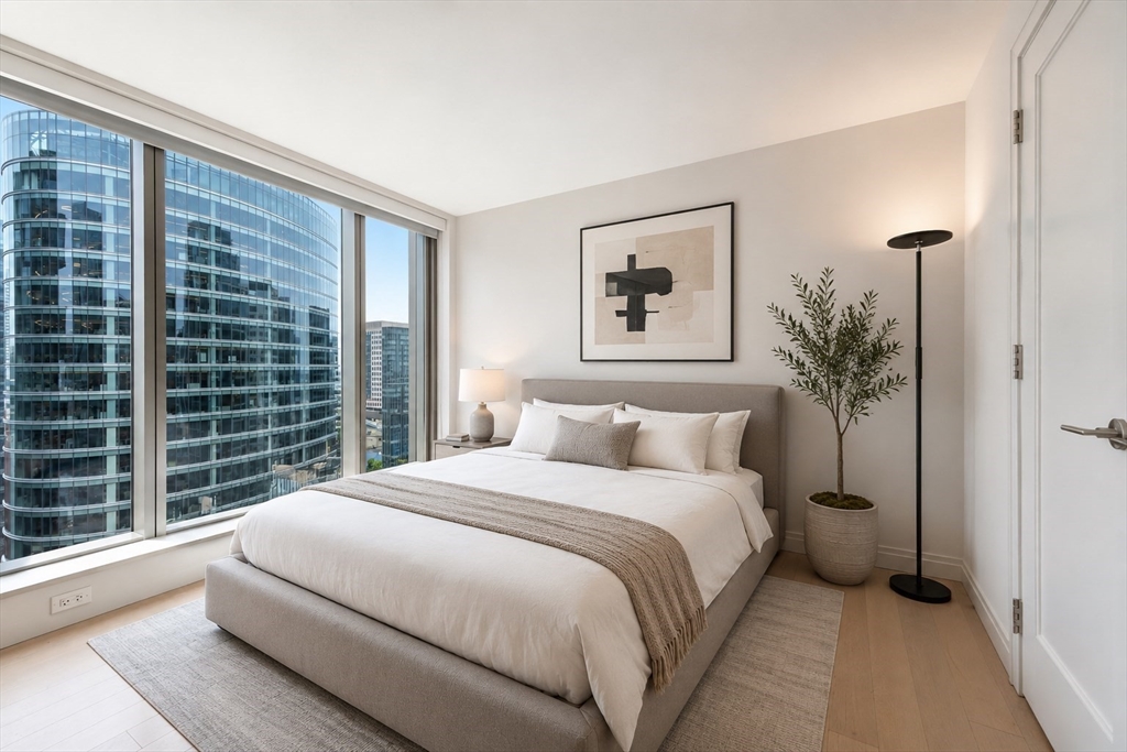 135 Seaport Blvd # 1607