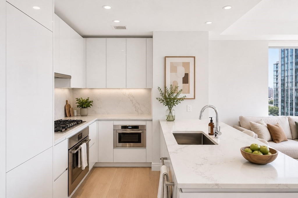 135 Seaport Blvd # 1607