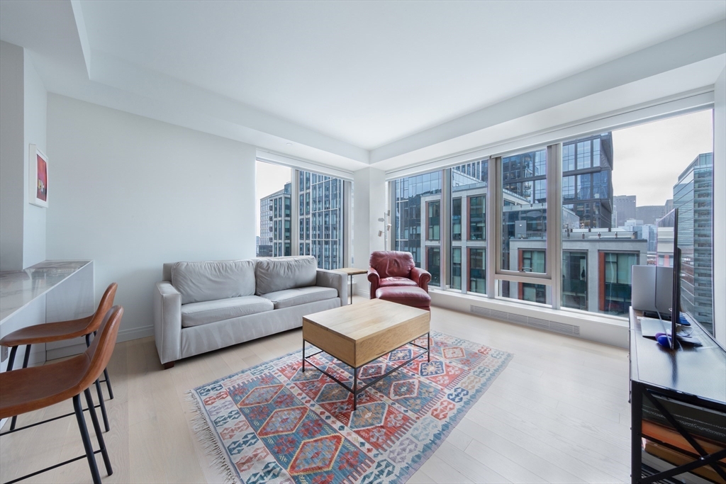 135 Seaport Blvd # 1607