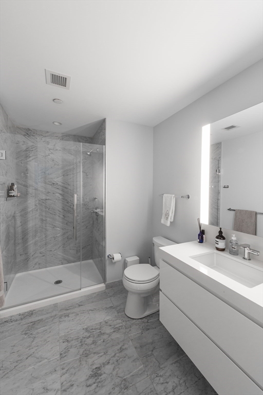 135 Seaport Blvd # 1607