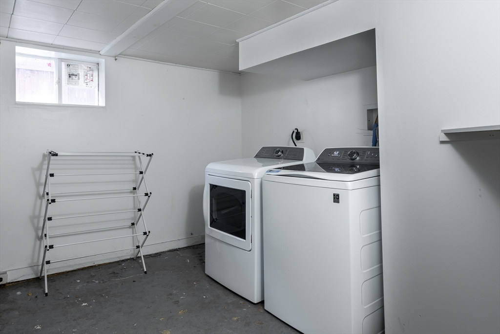 7 Connecticut Ave # 1