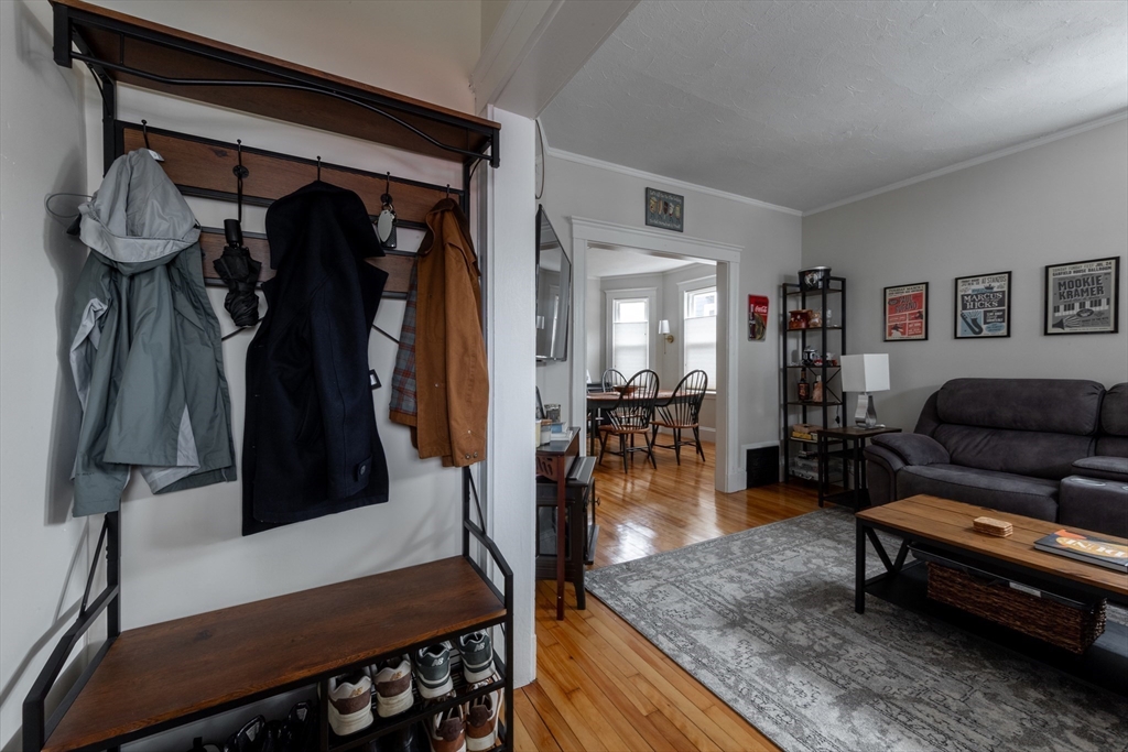 7 Connecticut Ave # 1