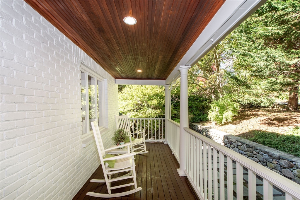 7 Border St
