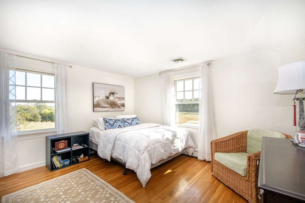 7 Border St
