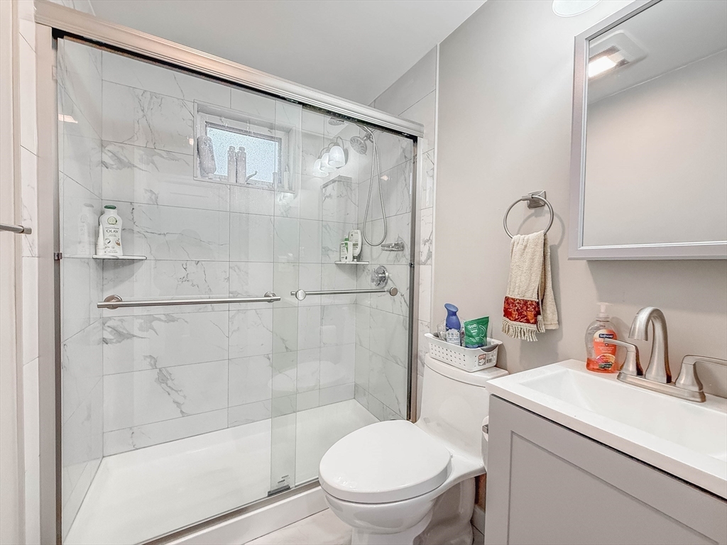 26 Lee Rd # 16