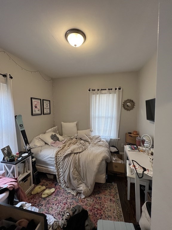 209 East Cottage # 1