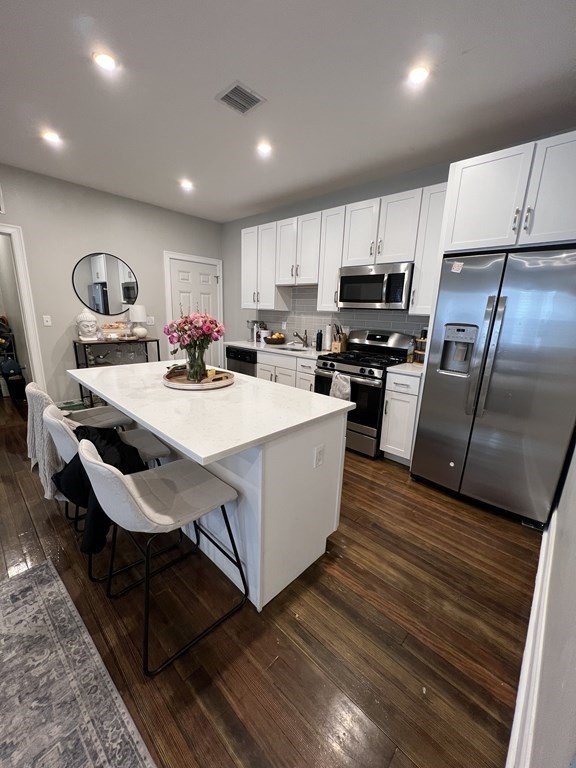 209 East Cottage # 1