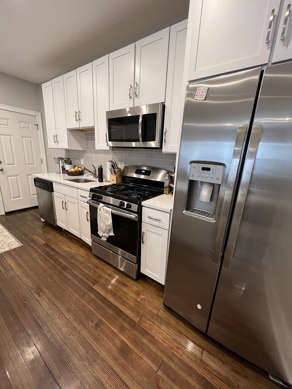 209 East Cottage # 1