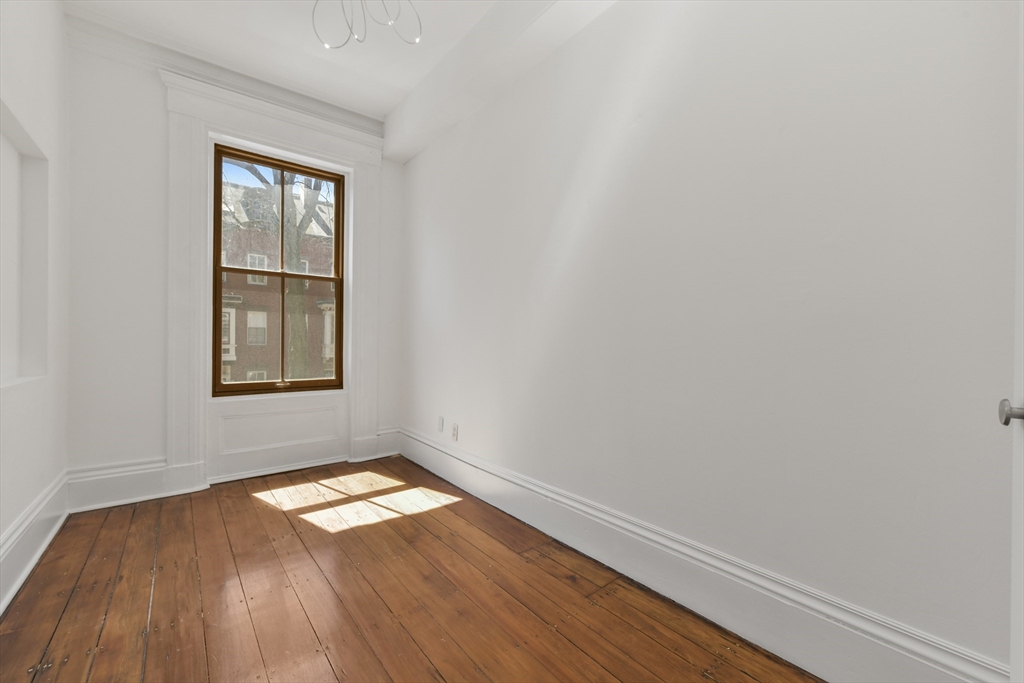 67 Rutland Street # 2