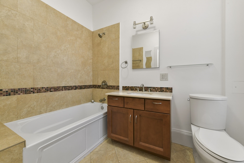 67 Rutland Street # 2