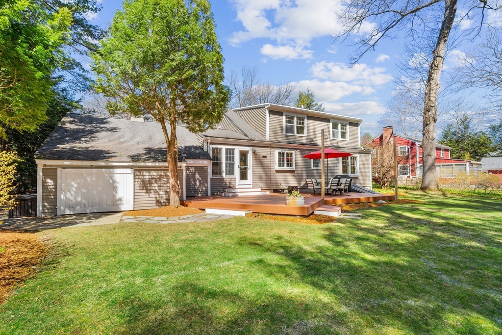 13 Mohegan Road