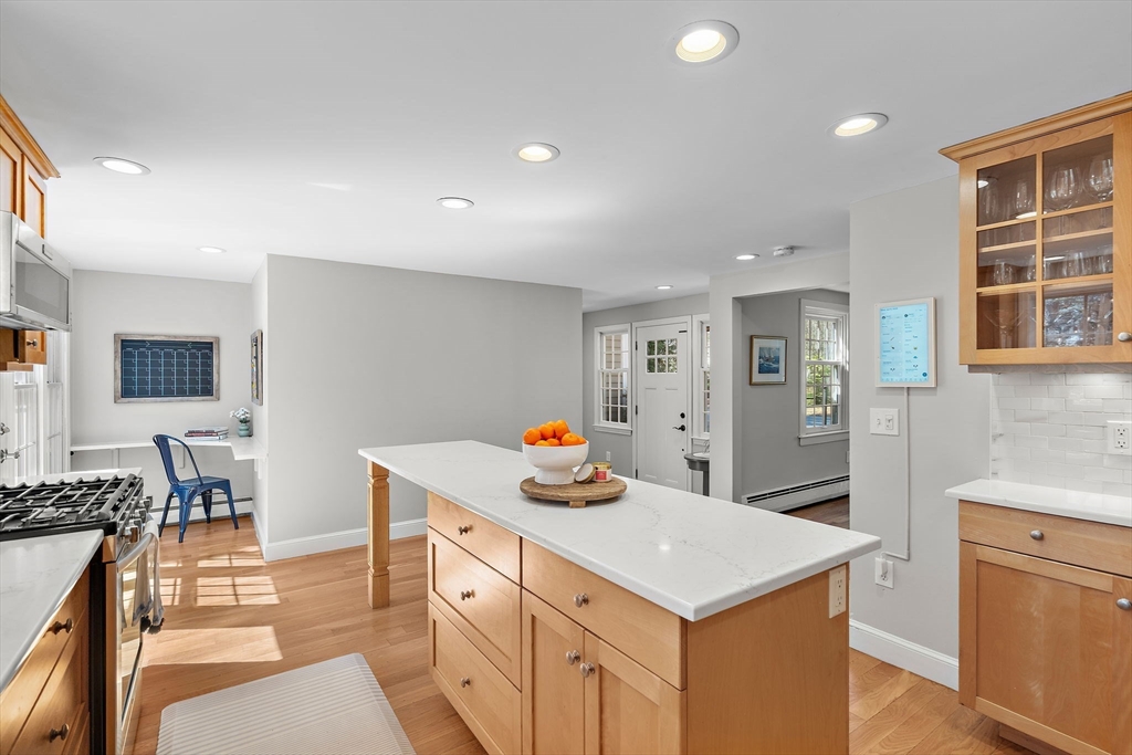 13 Mohegan Road