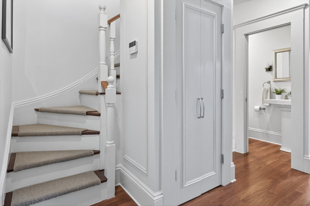 65 Rutland St Unit: PH3