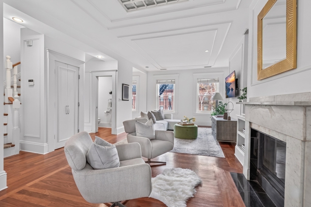 65 Rutland St Unit: PH3