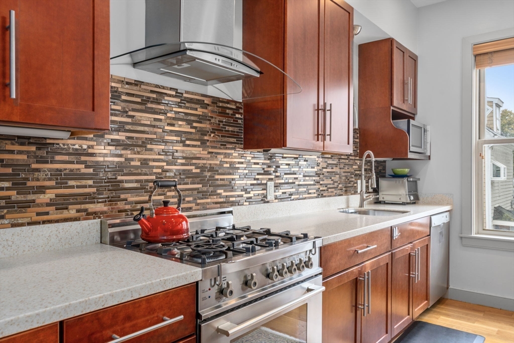 45 Vinton St # 1