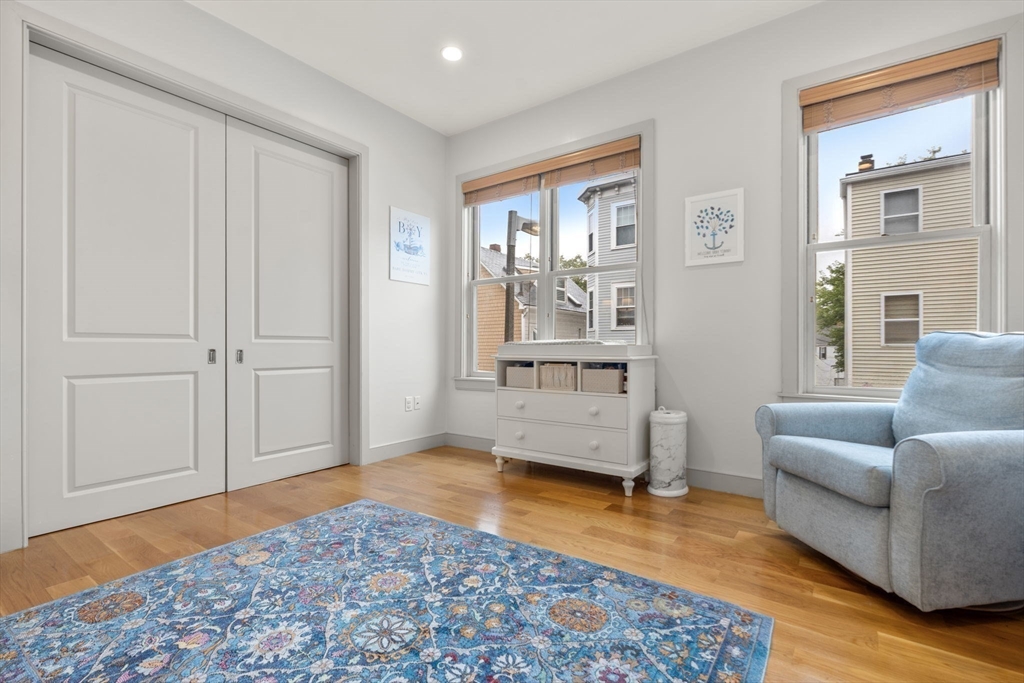 45 Vinton St # 1