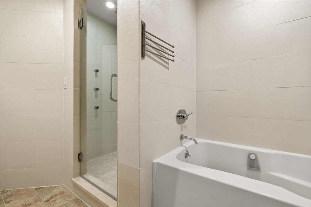 45 Vinton St # 1