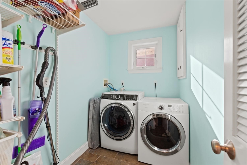 42-44 Oakview Terrace # 42