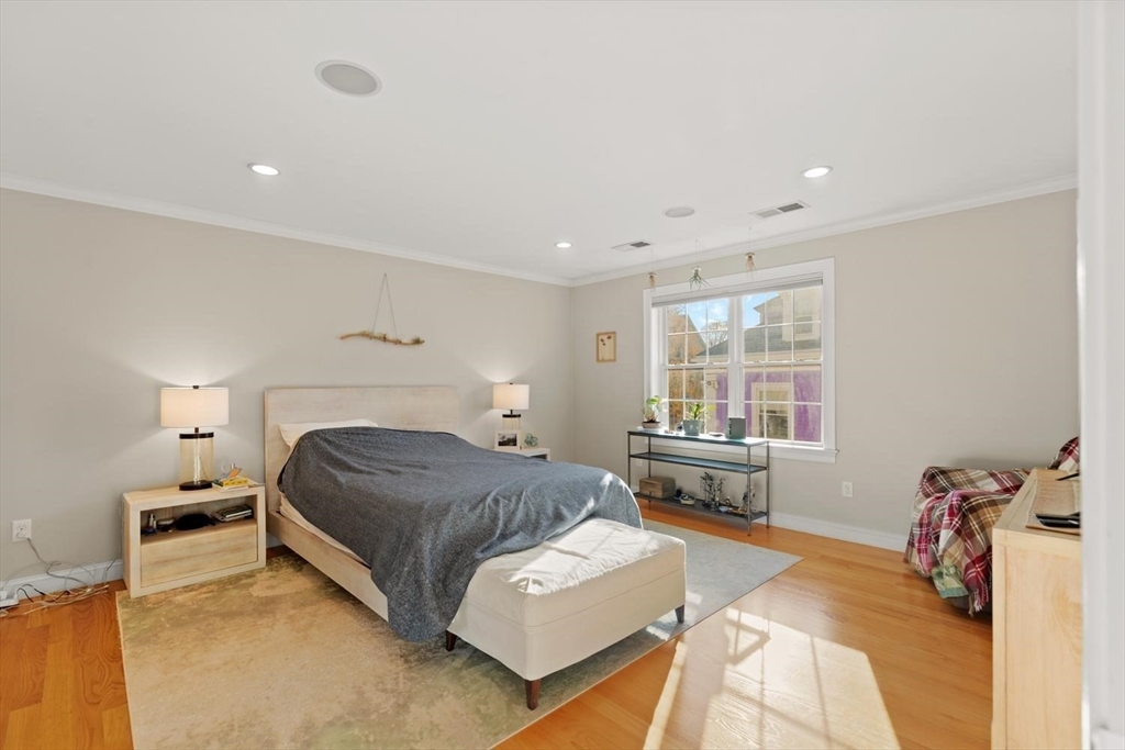 42-44 Oakview Terrace # 42