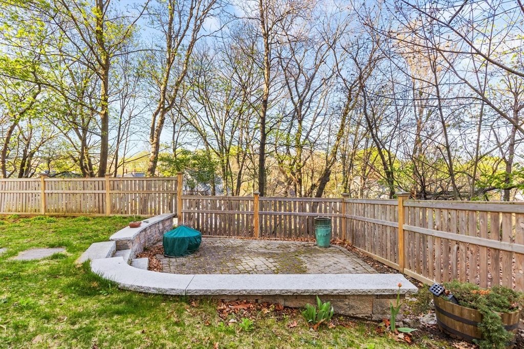 42-44 Oakview Terrace # 42