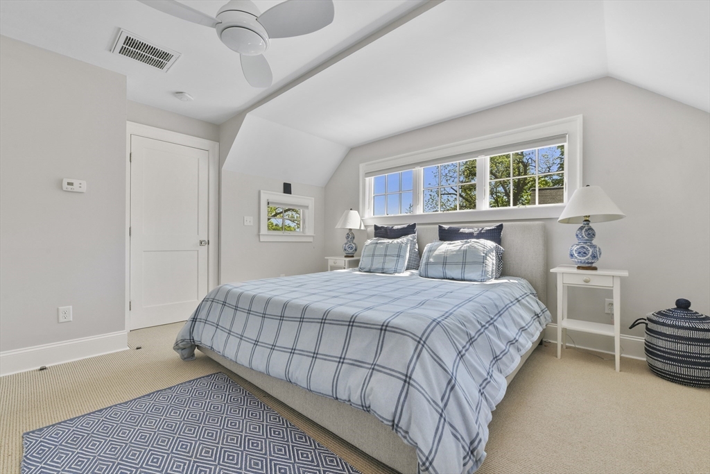 36 Stockbridge St