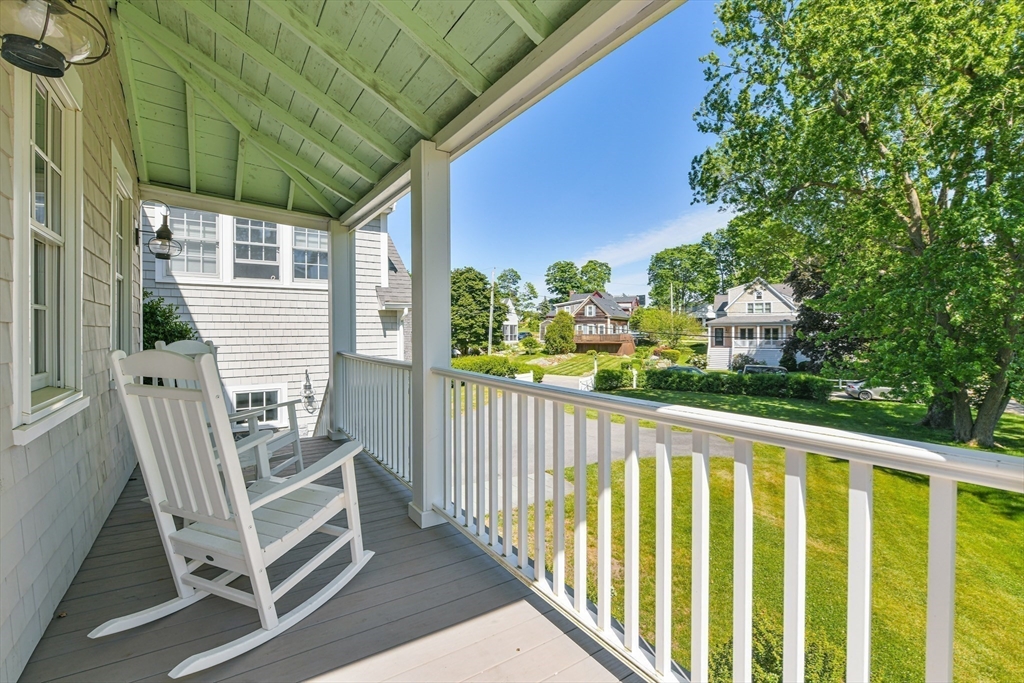 36 Stockbridge St