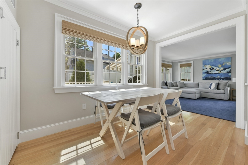 36 Stockbridge St
