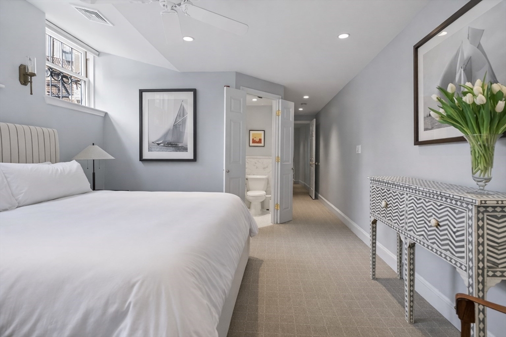 180 Marlborough St # 2