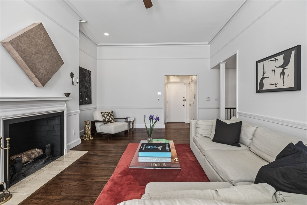 180 Marlborough St # 2