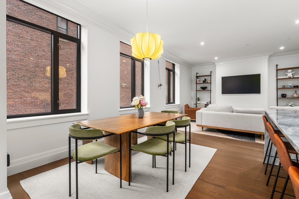 45 Temple St # 102