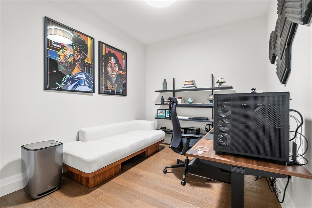 45 Temple St # 102