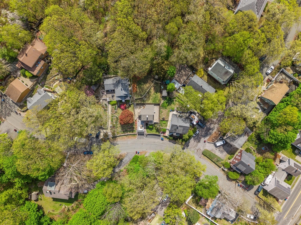 25 Naples Road
