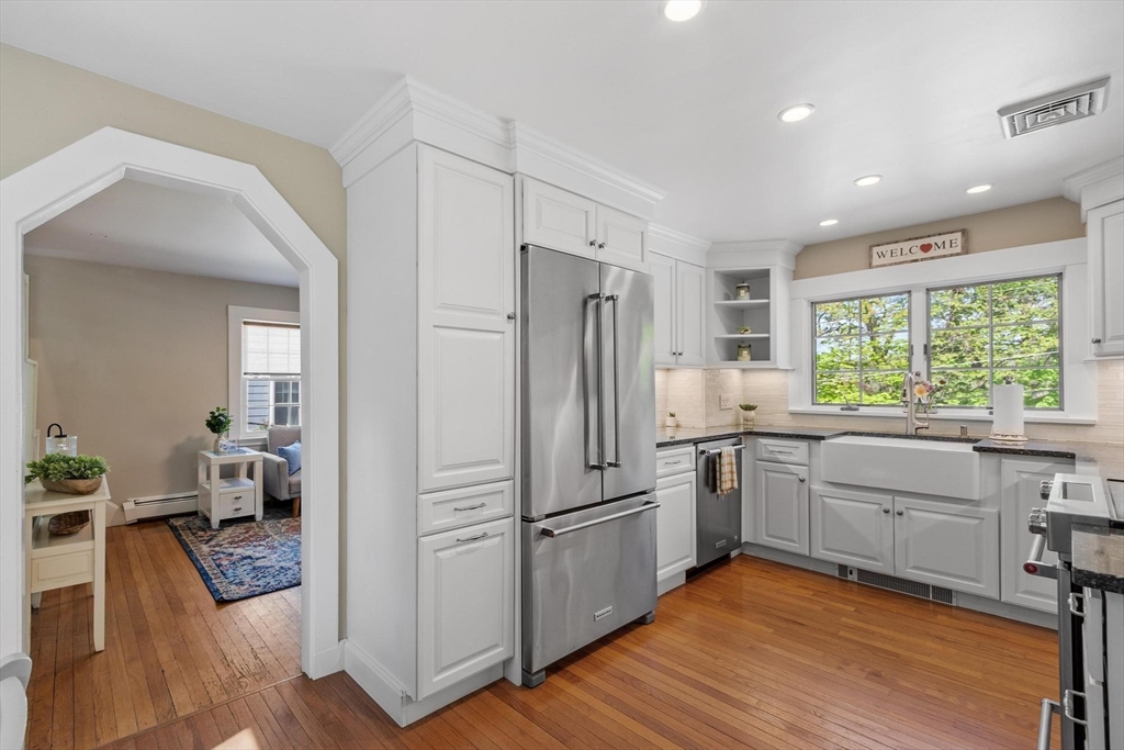 25 Naples Road